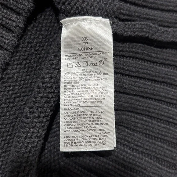 GAP Women’s Black Crewneck Sweater Size XS - Picture 6 of 6